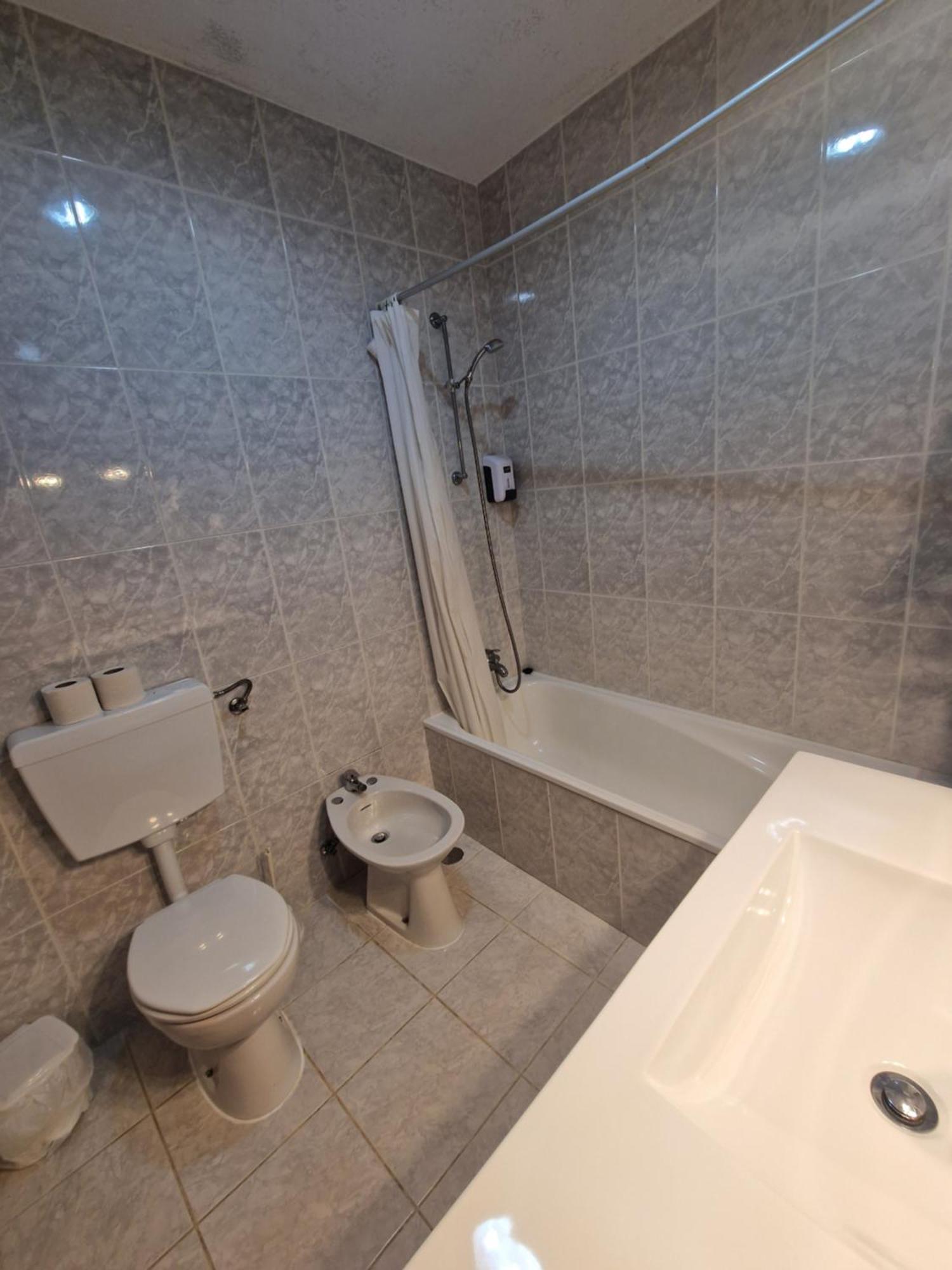 Hotel Padre Cruz Valença Kültér fotó